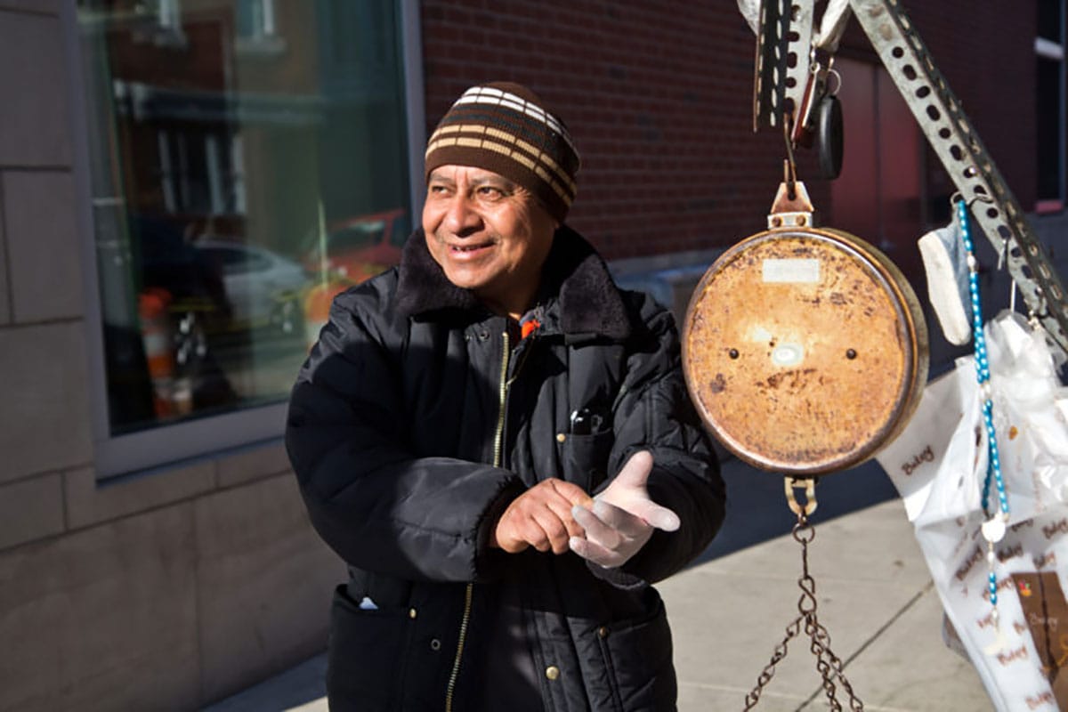 Filadelfia lucha por hacer que la información sobre coronavirus esté disponible rápidamente en español