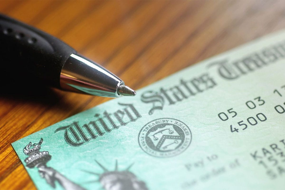 Cómo conseguir su cheque del estímulo para el coronavirus depositado directamente en su cuenta bancaria