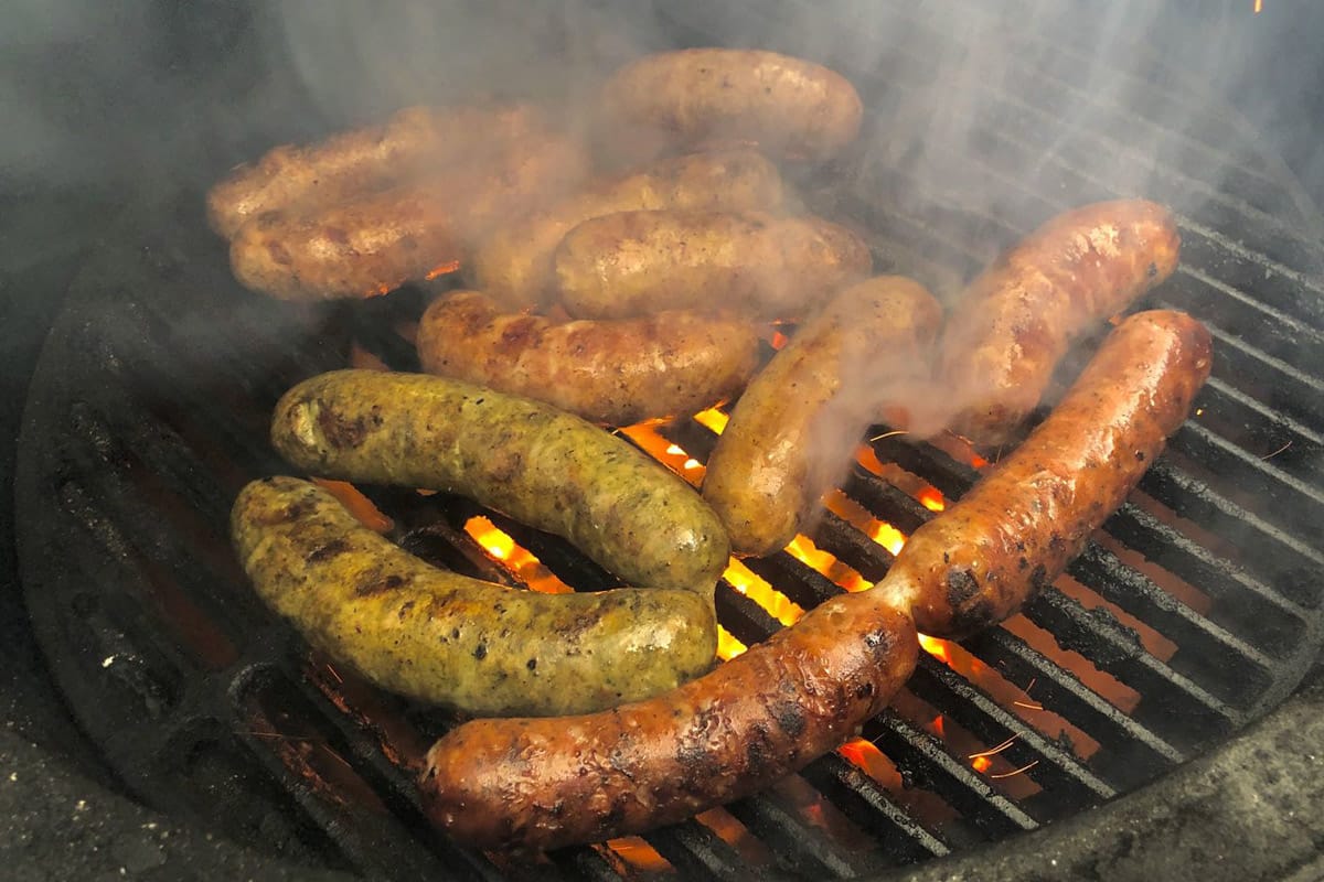 ¿Puedo tener una parrillada para el Día de los Caídos? ¿Quién puede venir?