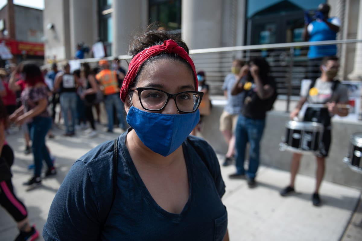 "Si miras al centro de la ciudad, la basura se recoge allí constantemente... ¿Por qué no podemos tener un vecindario limpio también?"