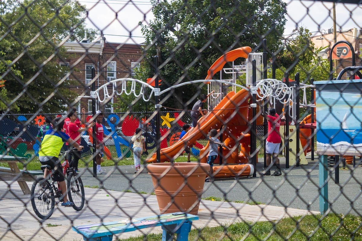 A los niños de Kensington les encanta la nueva programación de verano en McPherson Square
