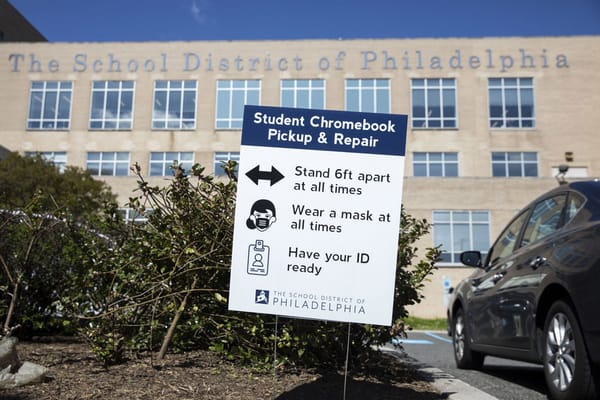 18,000 familias de las escuelas de Filadelfia todavía no tienen Internet seguro; La junta escolar recibe notificación de los problemas financieros q