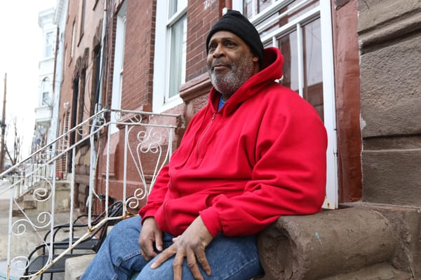 Un miembro de la comunidad de Kensington: ‘Es terrible desperdiciar la mente, y nunca eres demasiado mayor para aprender’