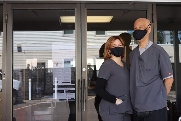 ‘No sabíamos que deparaba el futuro para el negocio y la comunidad’.