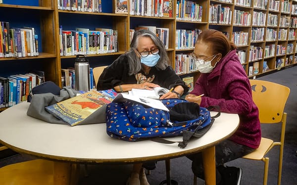 Kensington Library hosts literacy program for Spanish speakers