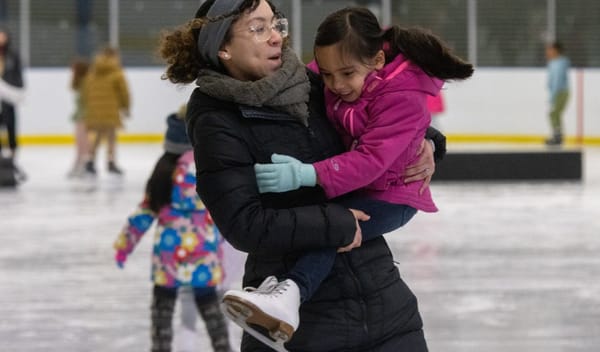 La pista de hielo Scanlon de Harrowgate rompe las barreras del patinaje artístico